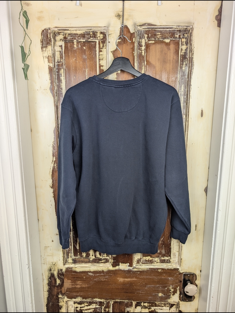 Y2K Vintage Banff Canada Navy Crewneck Sweatshirt Unisex M Canadiana Souvenir - Picture 3 of 6